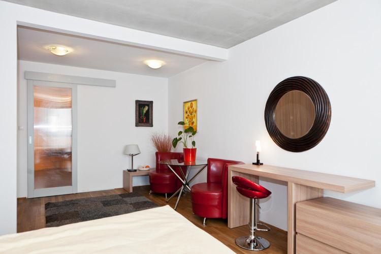 Luxury In Apartment *